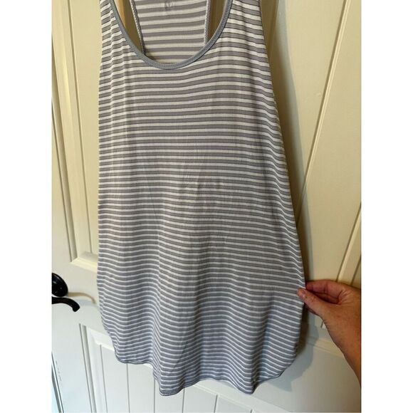 Lululemon What The Sport Striped Racerback Workout White Gray Tank Women Sz 6 - Picture 10 of 13